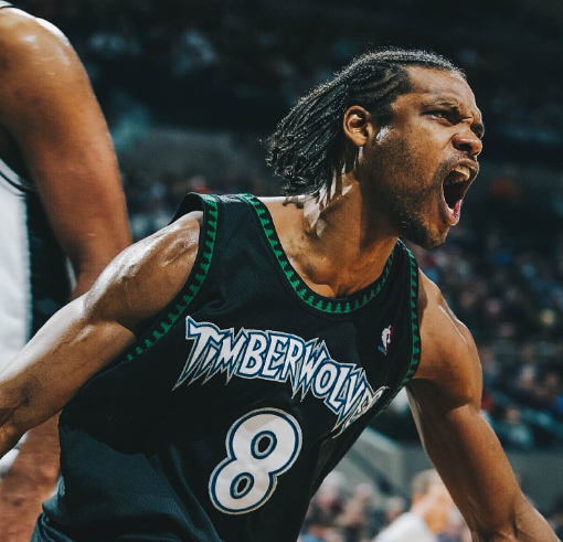 NBA史上最奇葩的7大退役原因,伯德太“抠门”,一人害怕坐飞机