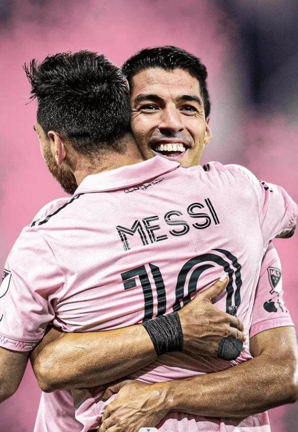 必发-【早报】一年五冠，曼城当世最佳！