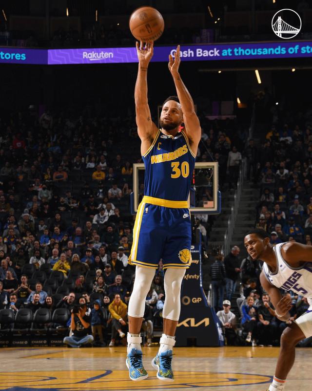 库里砍下47分艰难带队赢球，勇士连败结束问题依旧